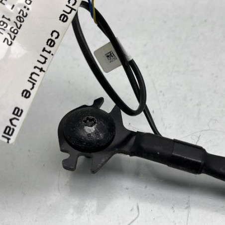 Attache ceinture avant droit RENAULT ARKANA