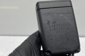 Attache ceinture avant droit RENAULT ARKANA