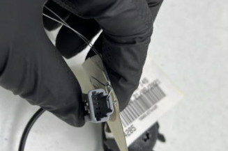 Attache ceinture avant gauche RENAULT ARKANA