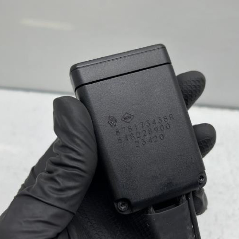 Attache ceinture avant gauche RENAULT ARKANA Photo n°5