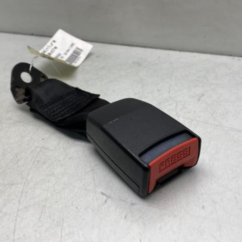 Attache ceinture arriere gauche RENAULT SUPER 5 Photo n°1
