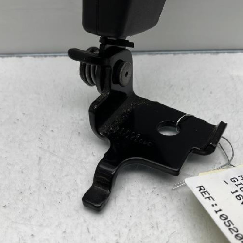 Attache ceinture arriere gauche ALFA ROMEO GIULIETTA 2 Photo n°2