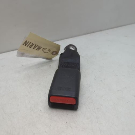 Attache ceinture arriere gauche MITSUBISHI SPACE STAR 3