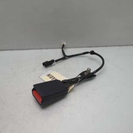 Attache ceinture avant droit MITSUBISHI SPACE STAR 3