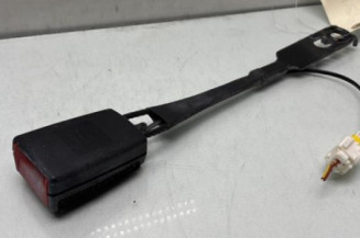 Attache ceinture avant droit PEUGEOT 3008 1