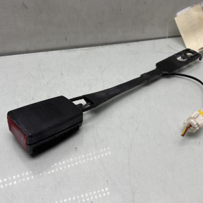 Attache ceinture avant droit PEUGEOT 3008 1 Photo n°2
