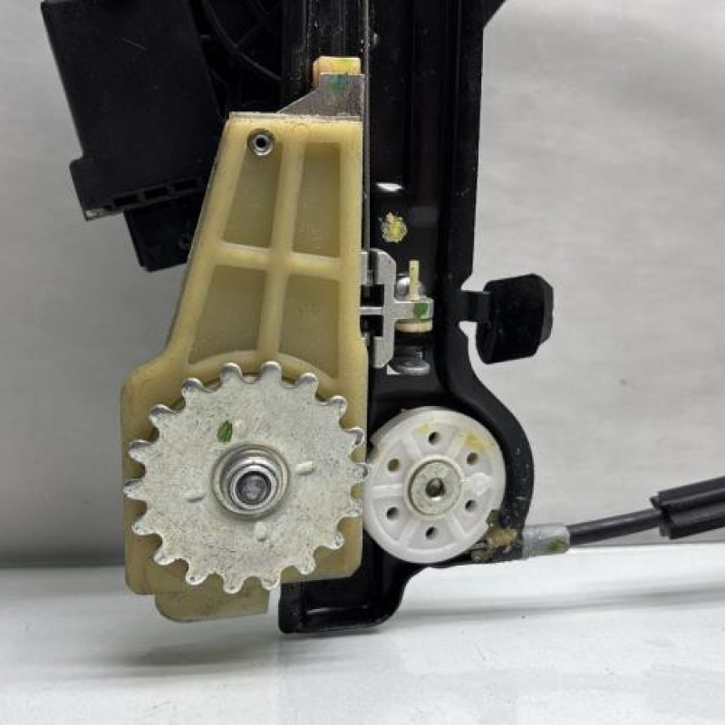 Leve vitre electrique avant droit ALFA ROMEO MITO Photo n°3