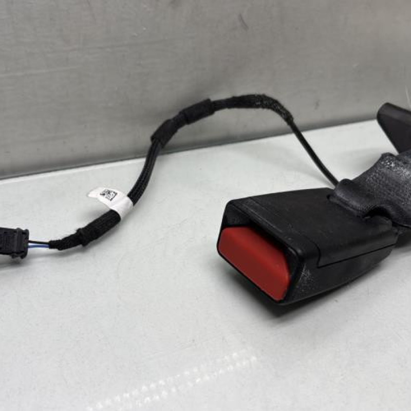 Attache ceinture arriere gauche PEUGEOT 2008 2 Photo n°2