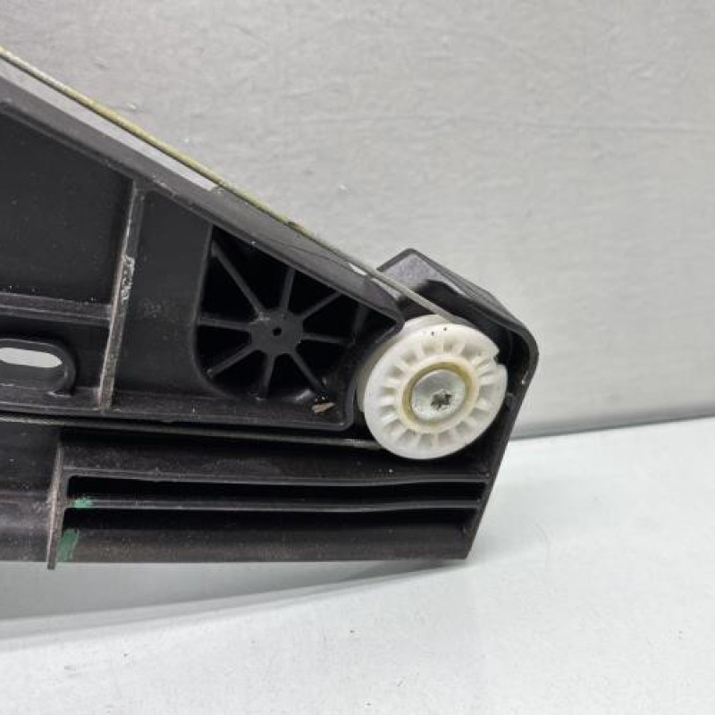 Leve vitre electrique arriere droit PEUGEOT 2008 2 Photo n°3