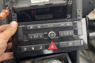 Attache ceinture avant droit PEUGEOT 407