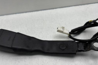 Attache ceinture avant droit PEUGEOT 107 Photo n°1