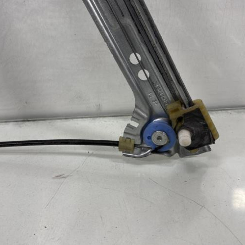Leve vitre electrique avant droit RENAULT MEGANE 4 Photo n°5
