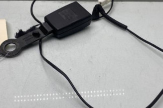 Attache ceinture arriere gauche TOYOTA VERSO
