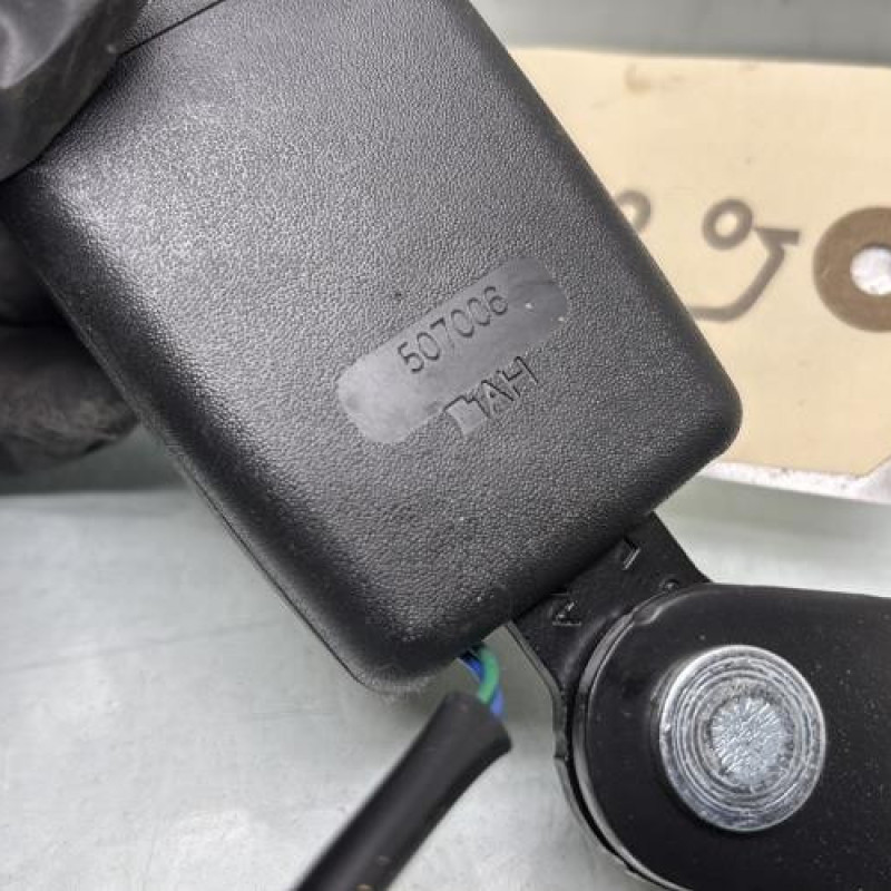 Attache ceinture arriere gauche RENAULT KADJAR Photo n°5