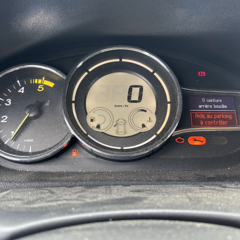 RENAULT MEGANE 3 PHASE 3 BREAK 1.6 DCI - 16V TURBO Photo n°33