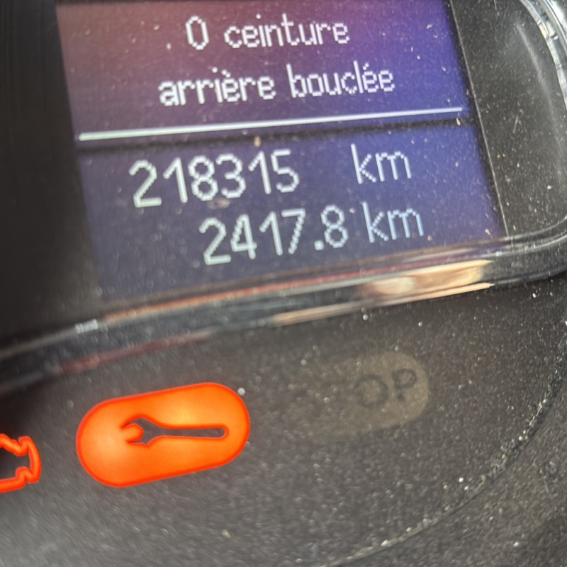 RENAULT MEGANE 3 PHASE 3 BREAK 1.6 DCI - 16V TURBO Photo n°34
