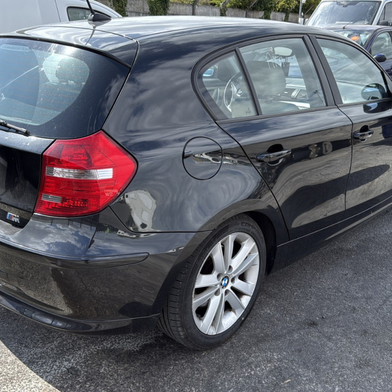 BMW SERIE 1 E87 PHASE 2 118d 2.0D - 16V TURBO Photo n°3