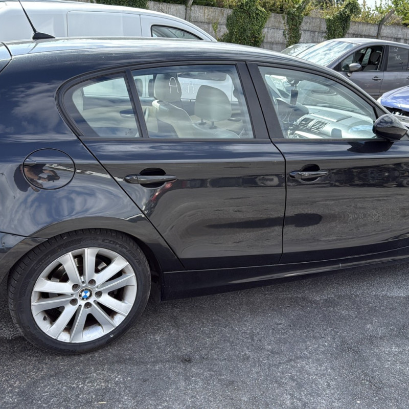 BMW SERIE 1 E87 PHASE 2 118d 2.0D - 16V TURBO Photo n°7