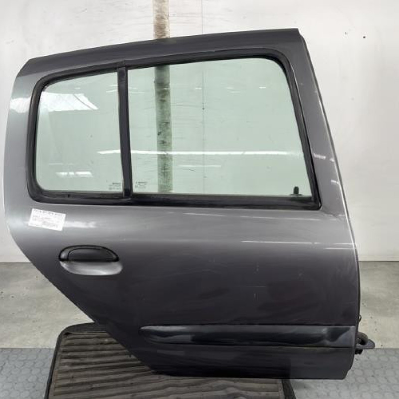 Porte arriere droit RENAULT CLIO 2 Photo n°1
