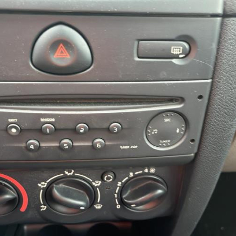 Porte arriere droit RENAULT CLIO 2 Photo n°13