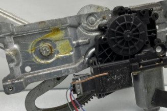Leve vitre electrique avant gauche OPEL CORSA B