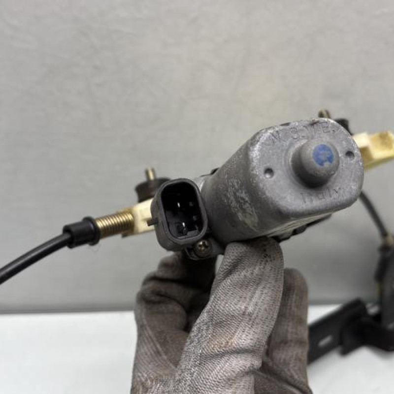 Leve vitre electrique avant gauche ALFA ROMEO 156 Photo n°6