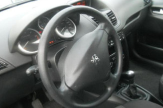 Pare choc avant PEUGEOT 207
