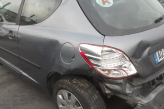 Pare choc avant PEUGEOT 207