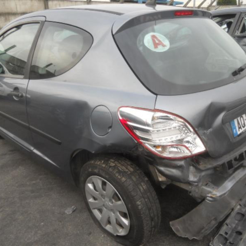 Pare choc avant PEUGEOT 207 Photo n°15