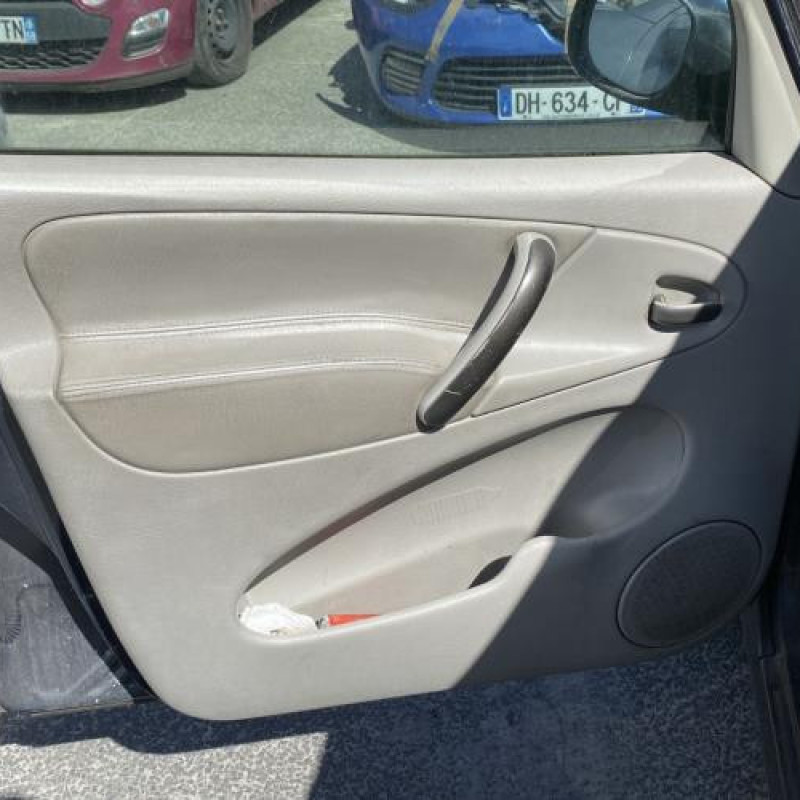 Pare choc avant CITROEN XSARA PICASSO Photo n°15