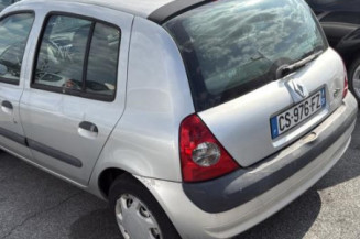 Pare choc avant RENAULT CLIO 2