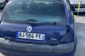 Pare choc avant RENAULT CLIO 2