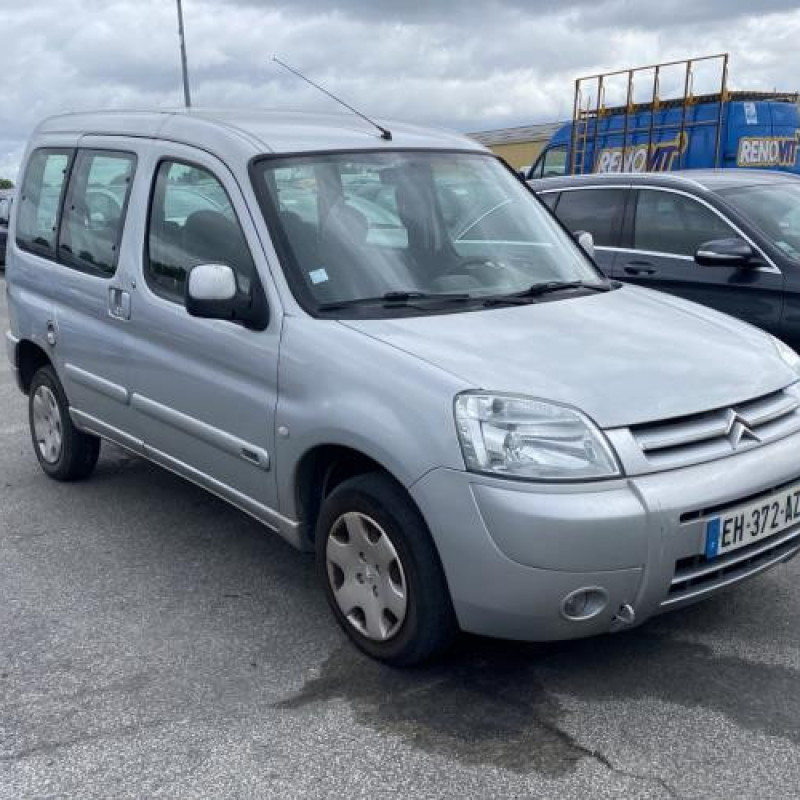 Pare choc avant CITROEN BERLINGO 1 Photo n°10