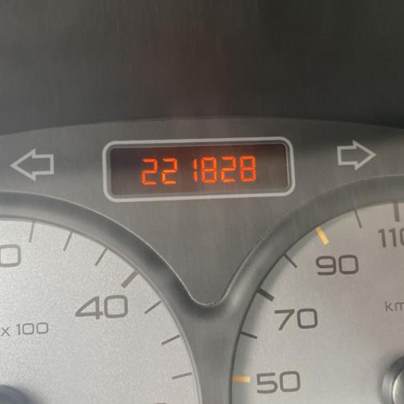 Pare choc avant CITROEN BERLINGO 1 Photo n°16