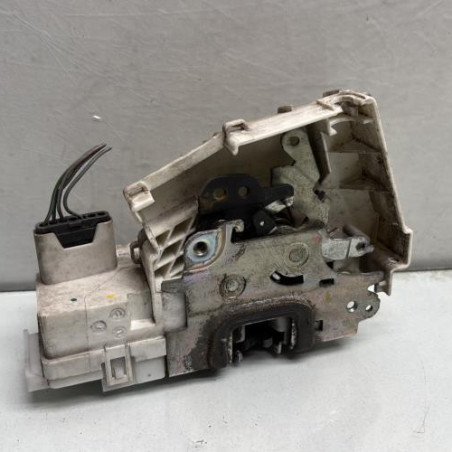 Serrure avant gauche MERCEDES CLASSE A 169