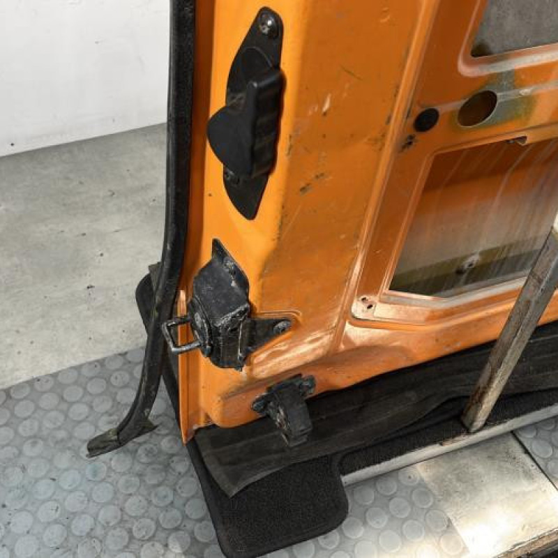 Porte de coffre gauche RENAULT MASTER 3 Photo n°4