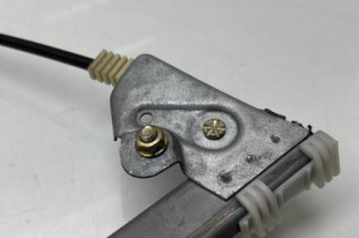 Leve vitre electrique avant droit PEUGEOT 405