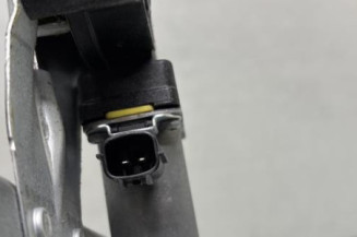 Leve vitre electrique avant droit DACIA SANDERO 2