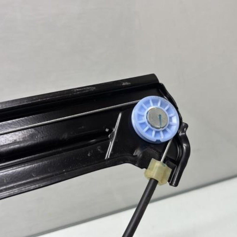 Leve vitre electrique arriere gauche VOLKSWAGEN TOURAN 3 Photo n°3