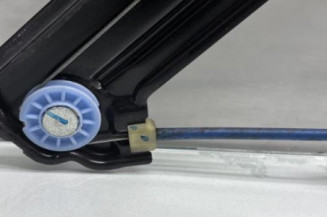 Leve vitre electrique avant droit VOLKSWAGEN TOURAN 3