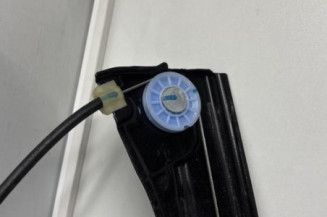 Leve vitre electrique avant gauche VOLKSWAGEN TOURAN 3