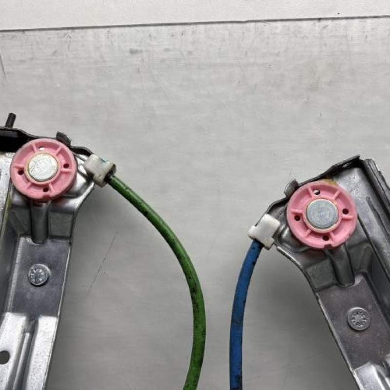 Leve vitre electrique avant droit CITROEN C3 PICASSO Photo n°2