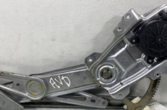 Leve vitre electrique avant droit TOYOTA YARIS 1