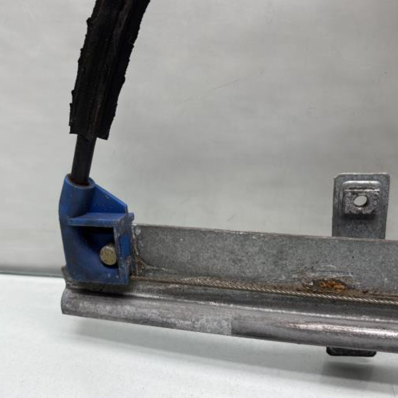 Leve vitre electrique avant gauche FORD MONDEO 1 Photo n°4