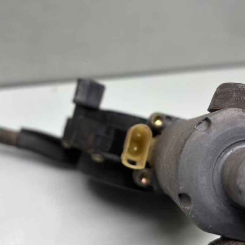 Leve vitre electrique avant gauche FORD MONDEO 1 Photo n°7
