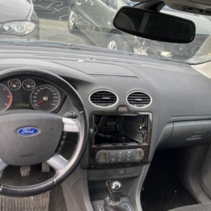 Pretensionneur de ceinture avant droit FORD FOCUS 2 Photo n°19