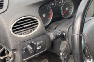 Pretensionneur de ceinture avant droit FORD FOCUS 2