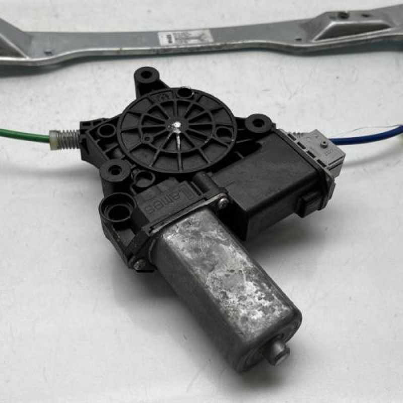 Leve vitre electrique avant droit OPEL CORSA E Photo n°3