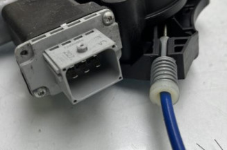 Leve vitre electrique avant droit OPEL CORSA E