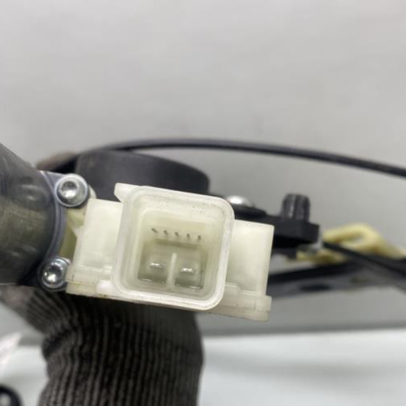 Leve vitre electrique avant gauche OPEL ASTRA K Photo n°7